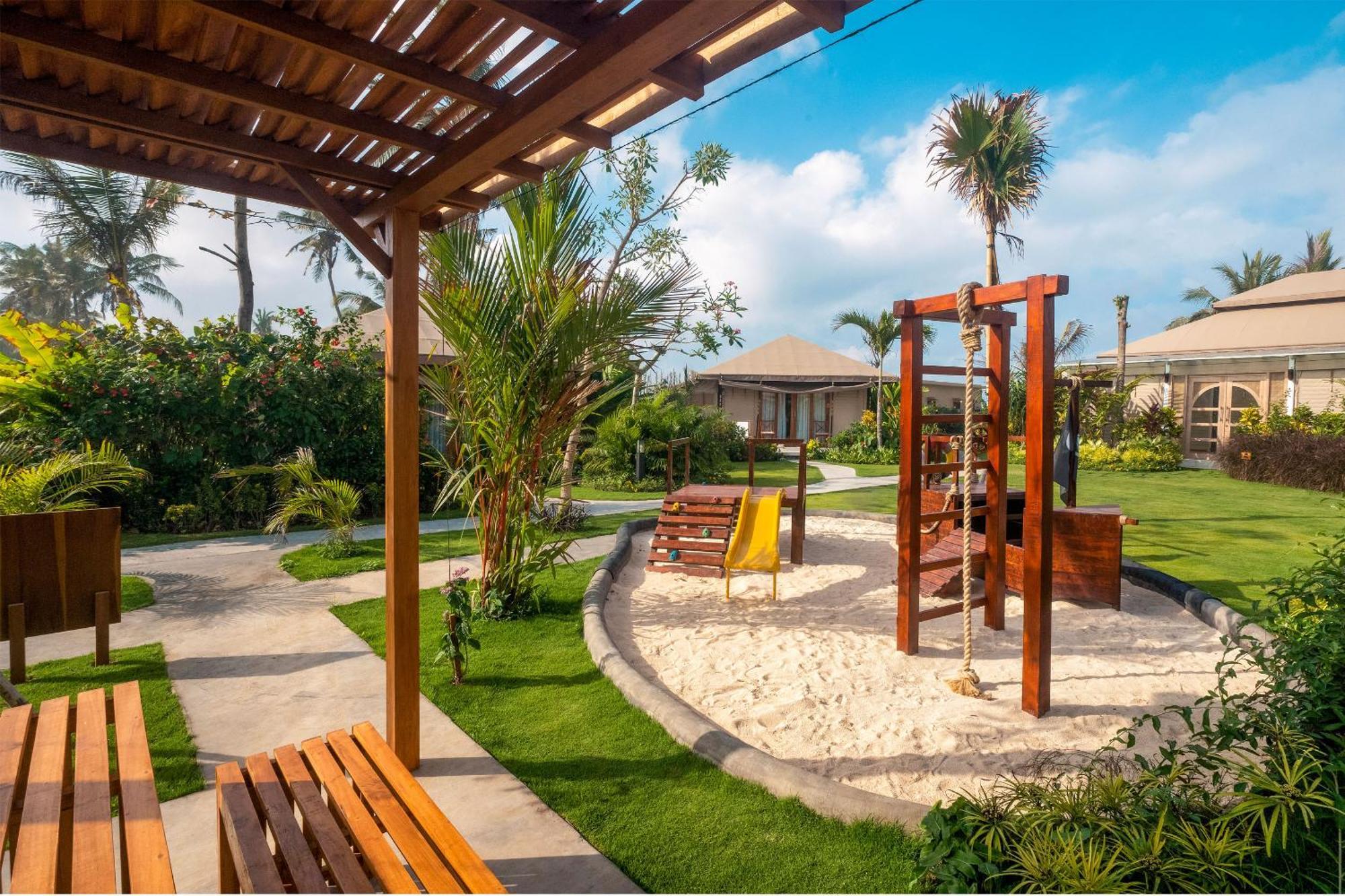 Bali Beach Glamping Selemadeg 外观 照片